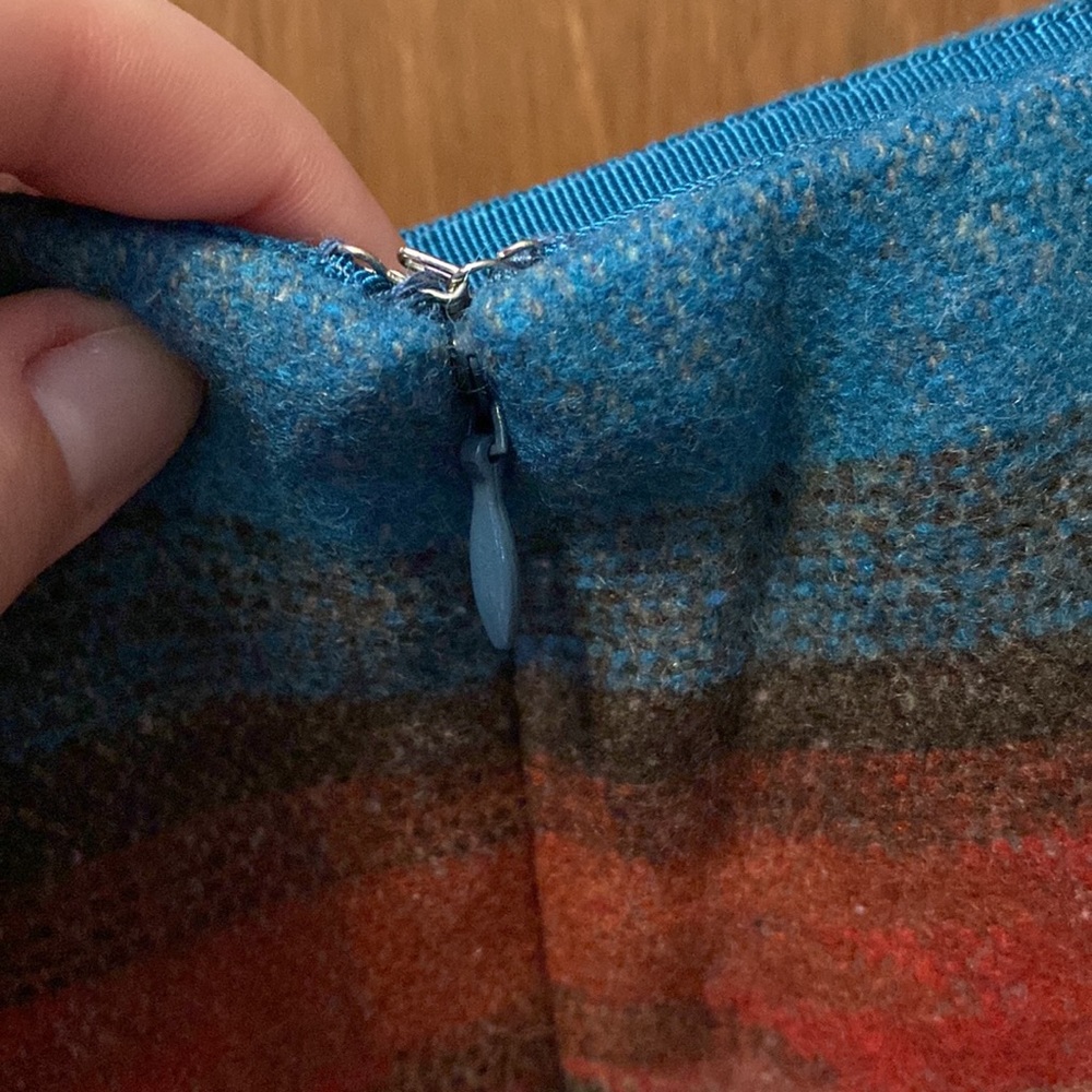 Mini skirt - Picture 3 of 6